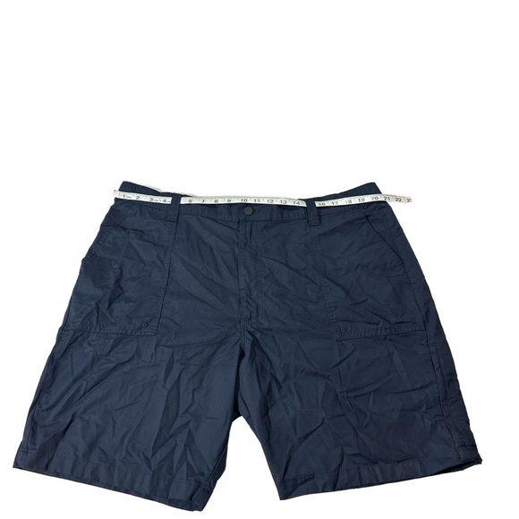 Wrangler Jeans Performance Mens Navy Blue Flat Front Shorts Size 42 9” Inseam - Picture 2 of 11